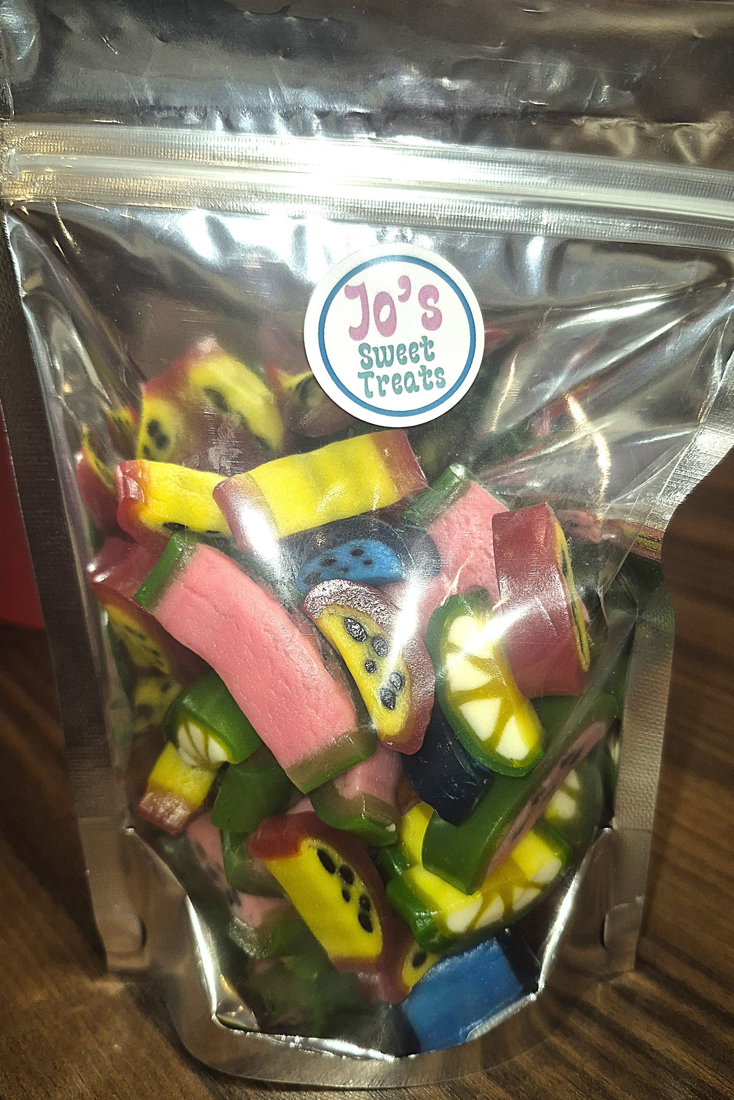 fruit flavoured peelable sweets
