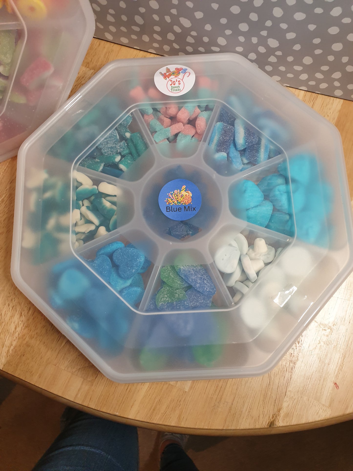 Large octagonal Platters